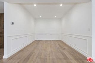 Photo - 133 S Oakhurst Dr