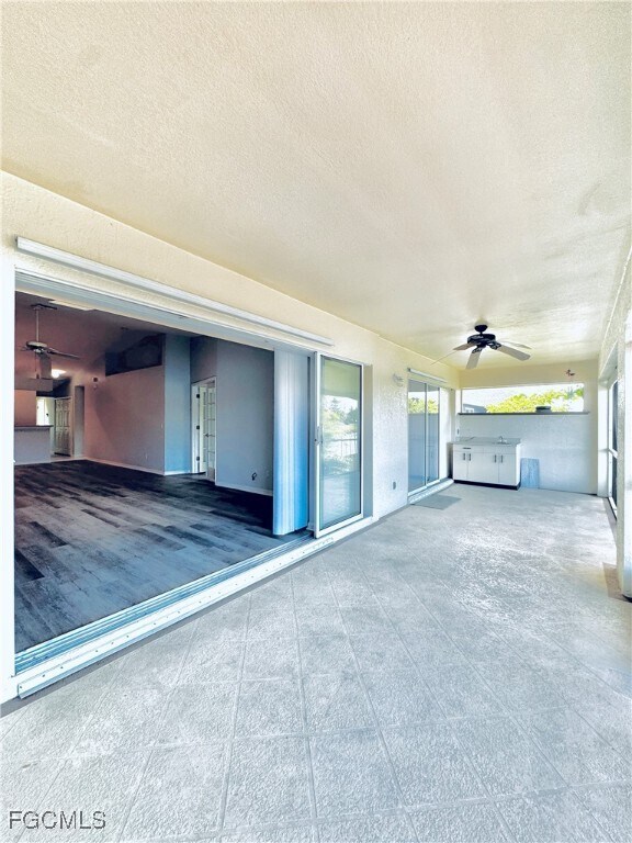 Photo - 1320 SE 6th Ave