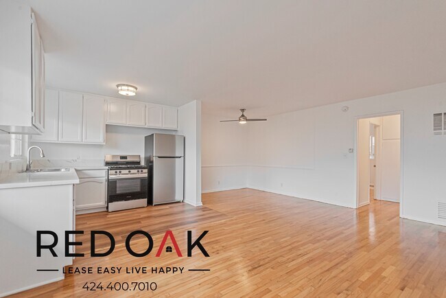 Photo - Beautiful Two Bedroom with Large Windows, ... Unidad 3