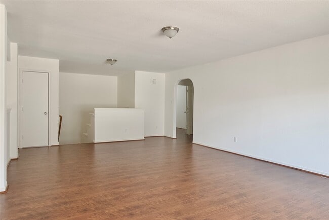 Photo - 2023 Creek Run Dr