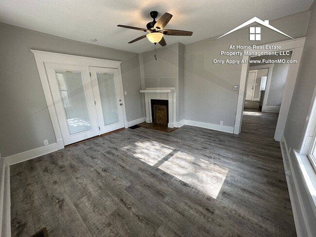 Photo - 1016 N Bluff St Unit Apartment A