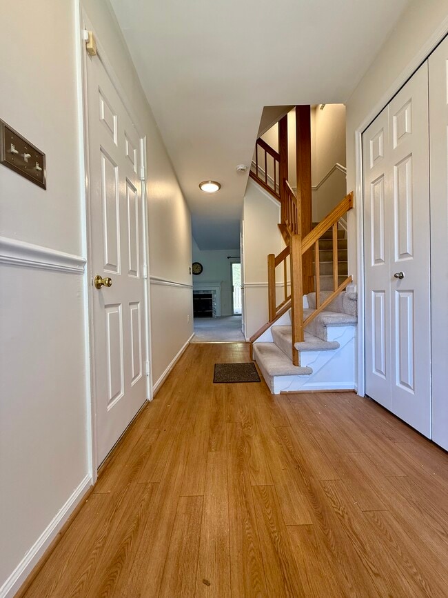 Photo - 9632 Hadleigh Ct