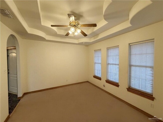 Photo - 25 Laurel Ave