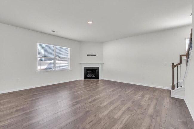 Photo - Modern 4BR Home with Loft & 2.5 Baths in W...