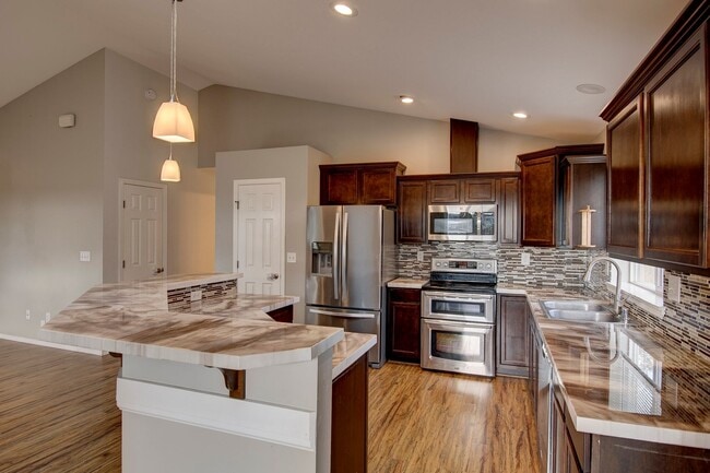 Photo - 3 Bed 2 Bath home in Rolling Hills