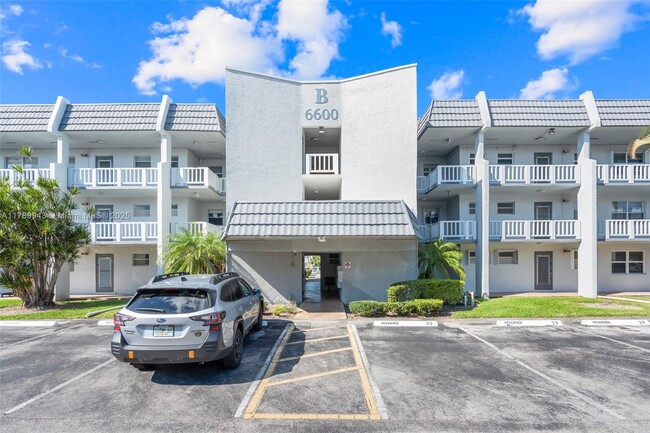 Building Photo - 6600 Royal Palm Blvd Unit 308B Rental