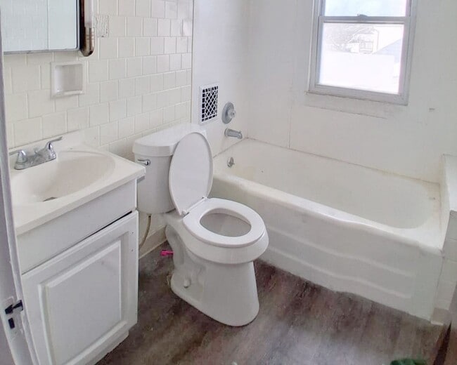 Photo - 4772 E 90th St Unit Up