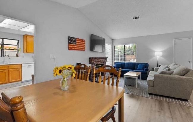 Photo - 2829 Morro Dr