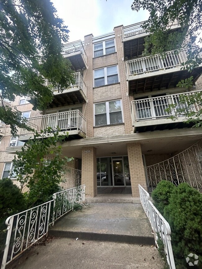 Building Photo - 2501 W Touhy Ave Unit 406 Rental