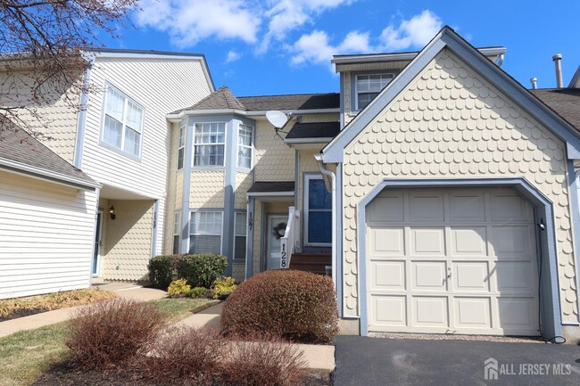 Photo - 127 Evergreen Ct Townhome