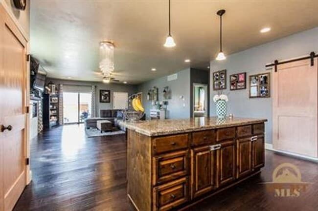 Photo - Beautiful 3 bedroom 2 bath home in Manhattan