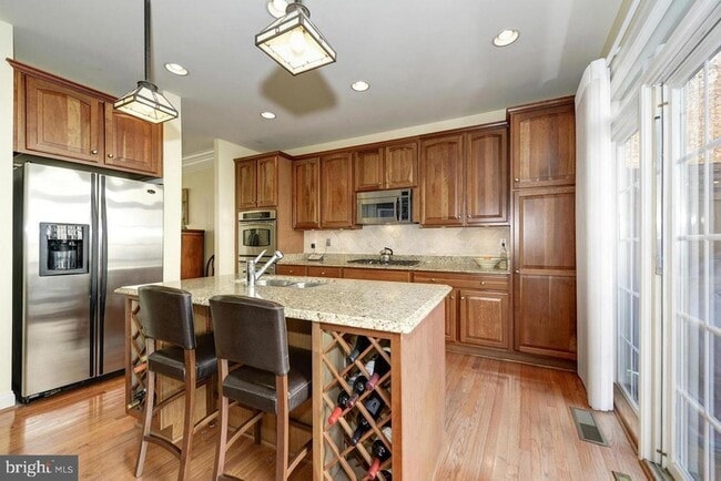 Photo - 174 Cameron Station Blvd