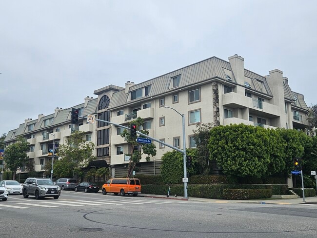Photo - 390 S Sepulveda Blvd Unidad Montana Rental
