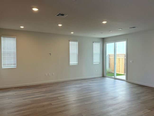 Photo - Modern West Sacramento Home Now for Lease