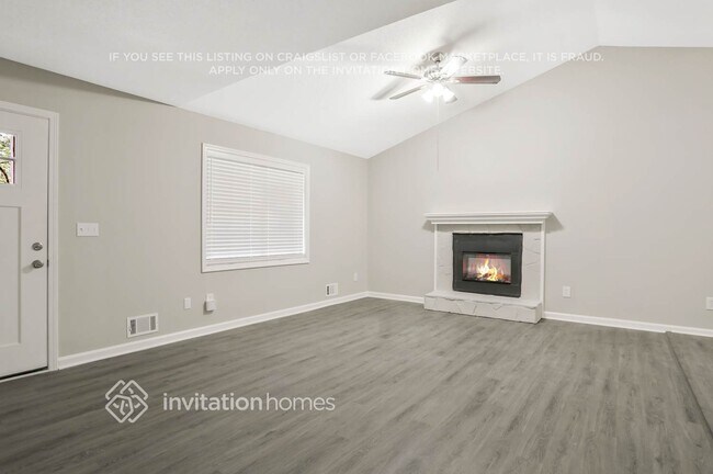 Photo - 1043 Coker Cir NW