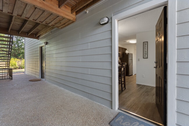 Photo - Hamilton at Turman Farms Apartments