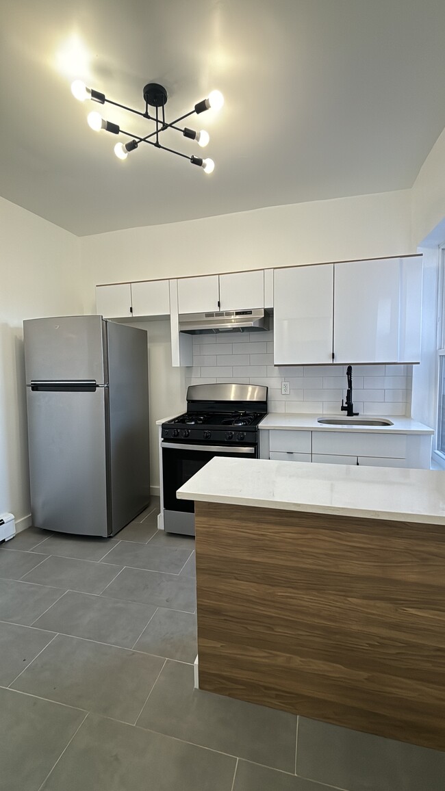 Building Photo - 369 Park Ave Unit 21 Rental