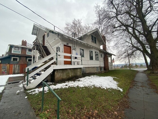 Photo - Illinois Duplex Unit 1601 E Illinois Ave