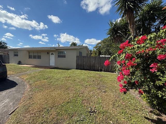 Photo - 330 N 65th Way