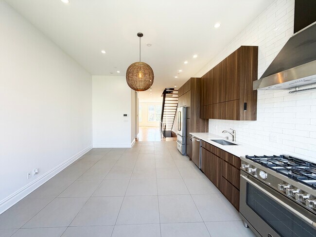 Photo - 333 Tompkins Ave Unidad #2