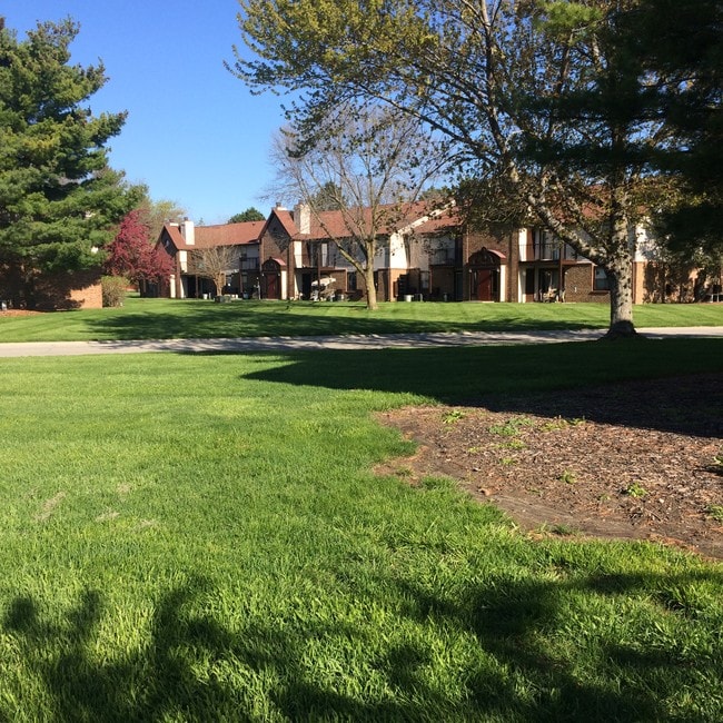 Beautiful Grounds - Westbrook