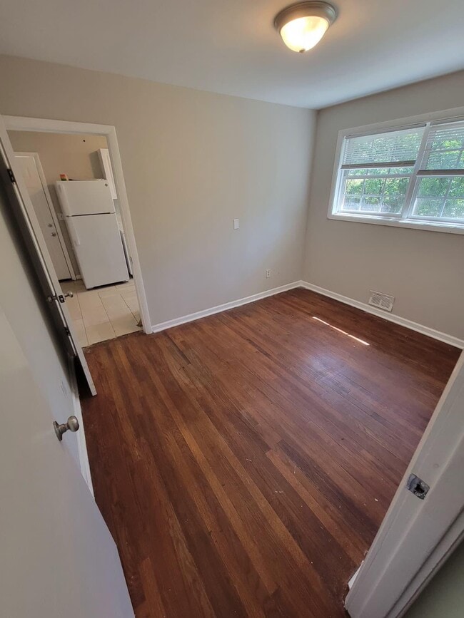 Photo - 2176 Lilac Ln