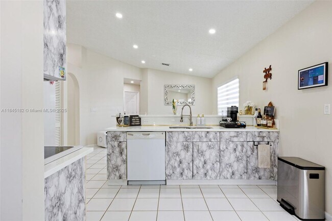 Photo - 12340 SW 144th Terrace House