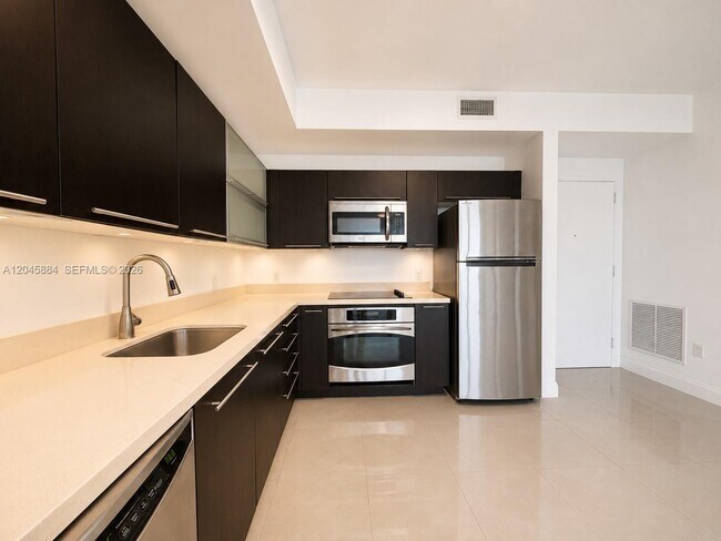 Photo - 90 SW 3rd St Unit 1710