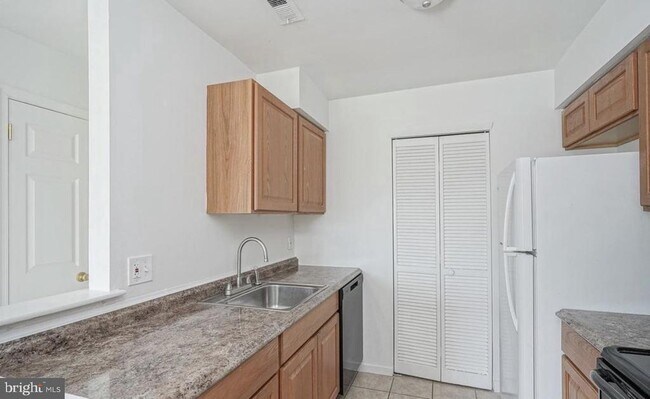 Photo - 107 Lucas Ln