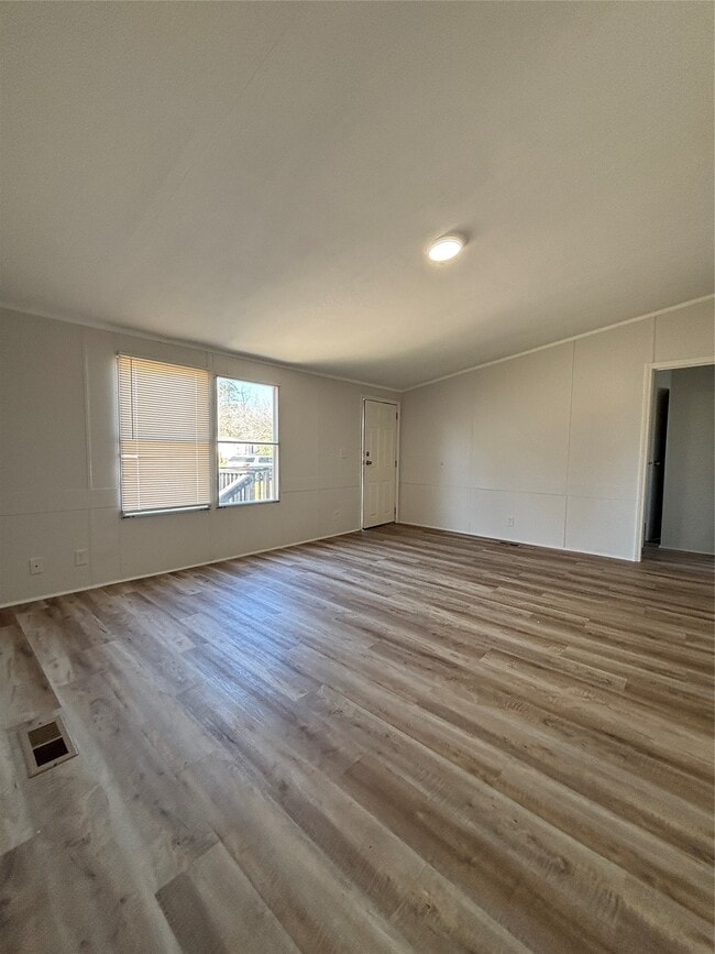 Photo - 16509 Brittany Way