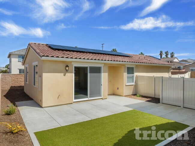 Photo - 1721 Lorraine Dr