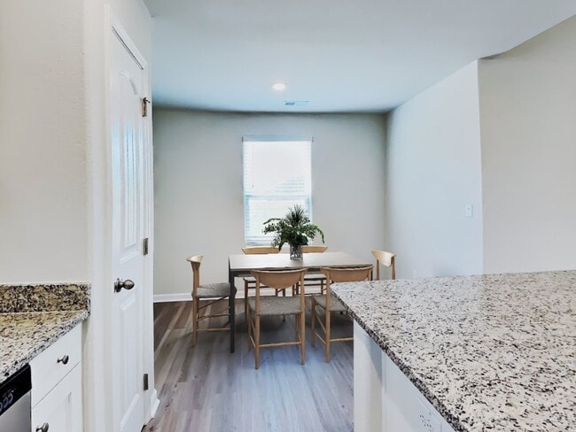 Photo - 262 Barnsley Rd