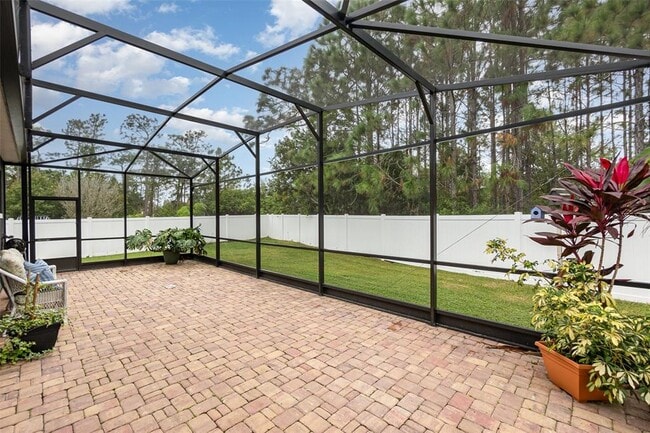 Photo - 520 Nogales Ct