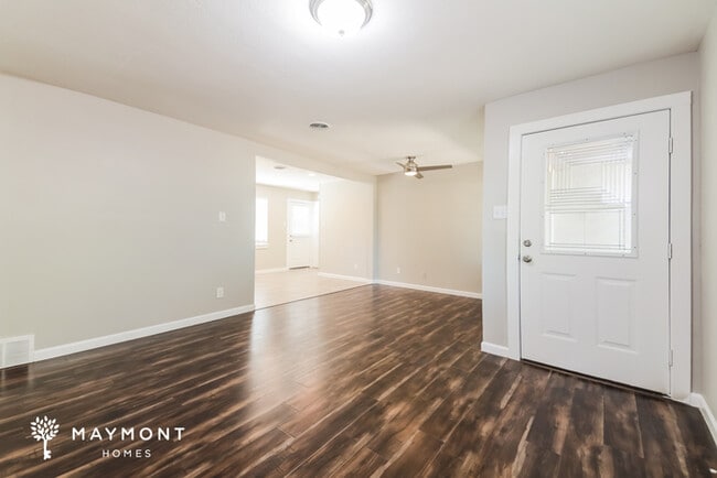 Photo - 8520 Graywood Dr