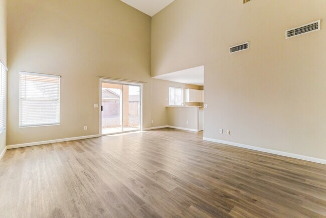 Photo - 12031 W Dahlia Dr