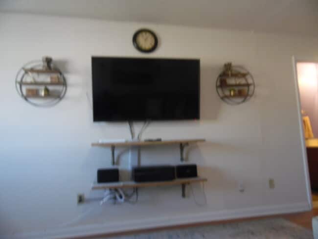 Sala de estar - 153 Lakeview Dr