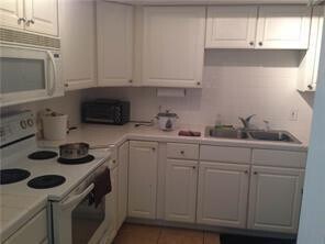 Photo - 2461 SW 82nd Ave Unit 101