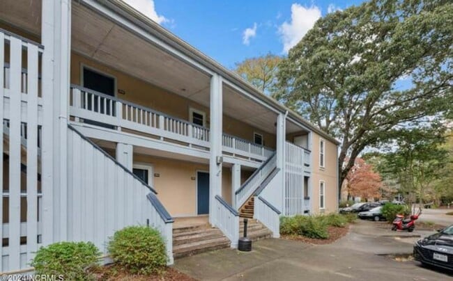 Building Photo - Beautifully Furnished Loft Condo in Fairfield Harbour Available Jan 5 - Utilities Included!