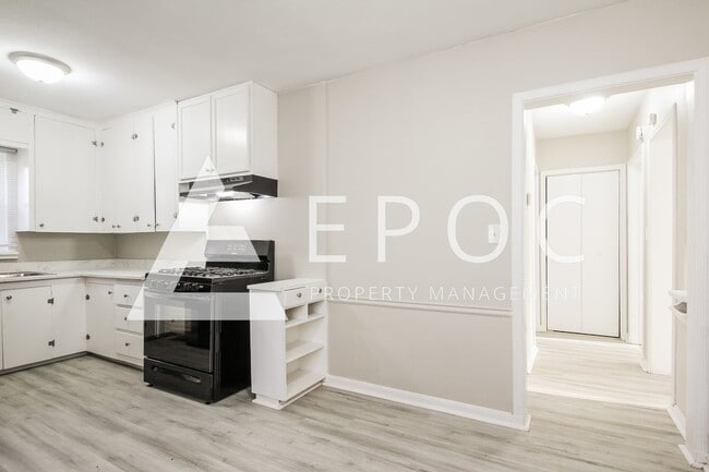 Photo - 817 N Gary Ave