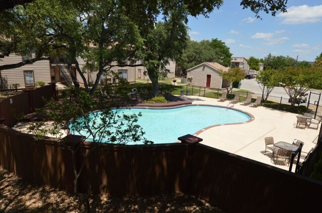 Woodhill Apartments