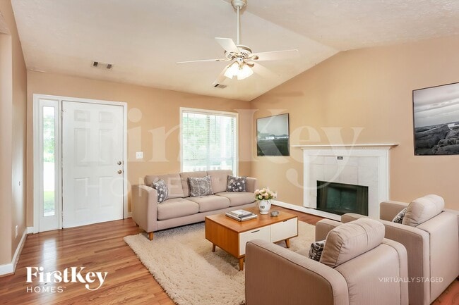 Photo - 5082 Memory Ln
