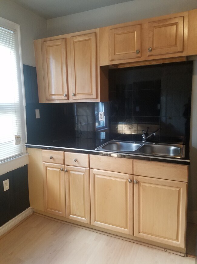 Photo - Washburn Unit 16606 Lower