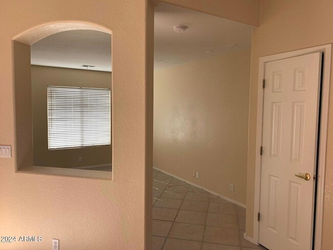 Photo - 814 W Morelos St