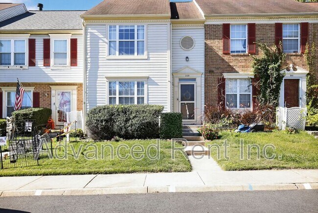 Photo - 339 Overlea Pl