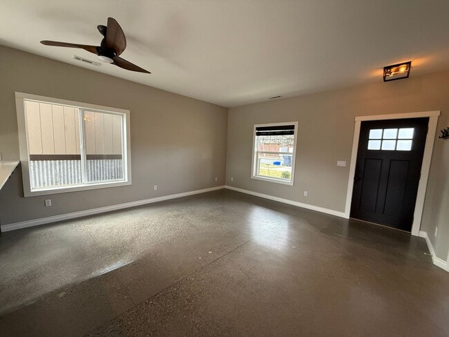 Photo - Fantastic 3 Bed/2 Bath Single Family Home in SE Bend