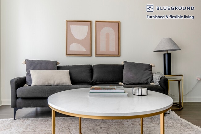 Photo - 500 N Lake Shore Dr Unidad GO FL8-ID1020