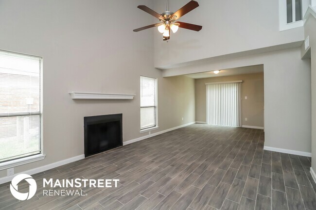 Photo - 1516 Lincolnshire Way