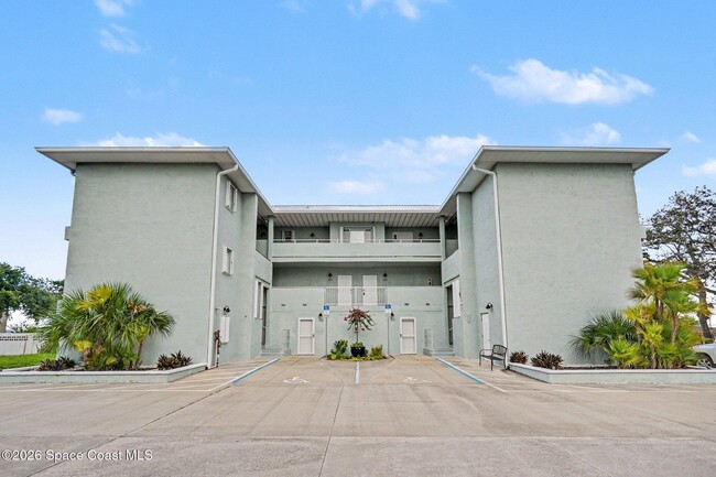 Building Photo - 303 Audubon Dr Unit 301