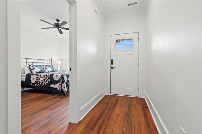 Photo - 1300 Twelve Oaks Ln