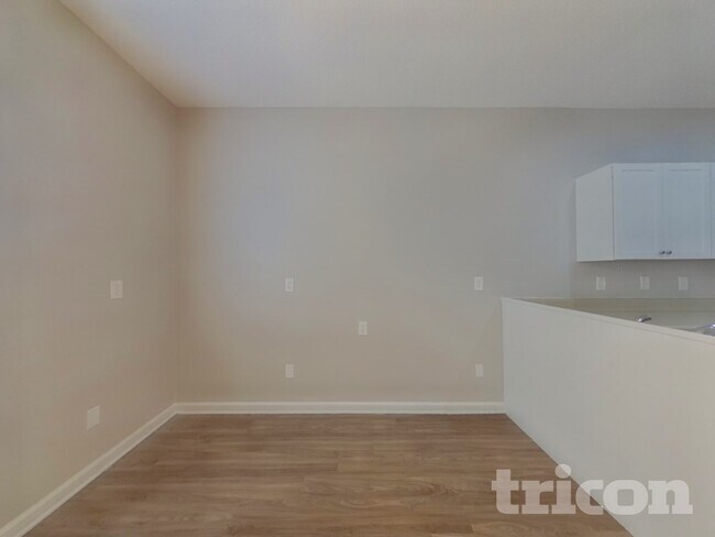 Photo - 207 Bolette Ln